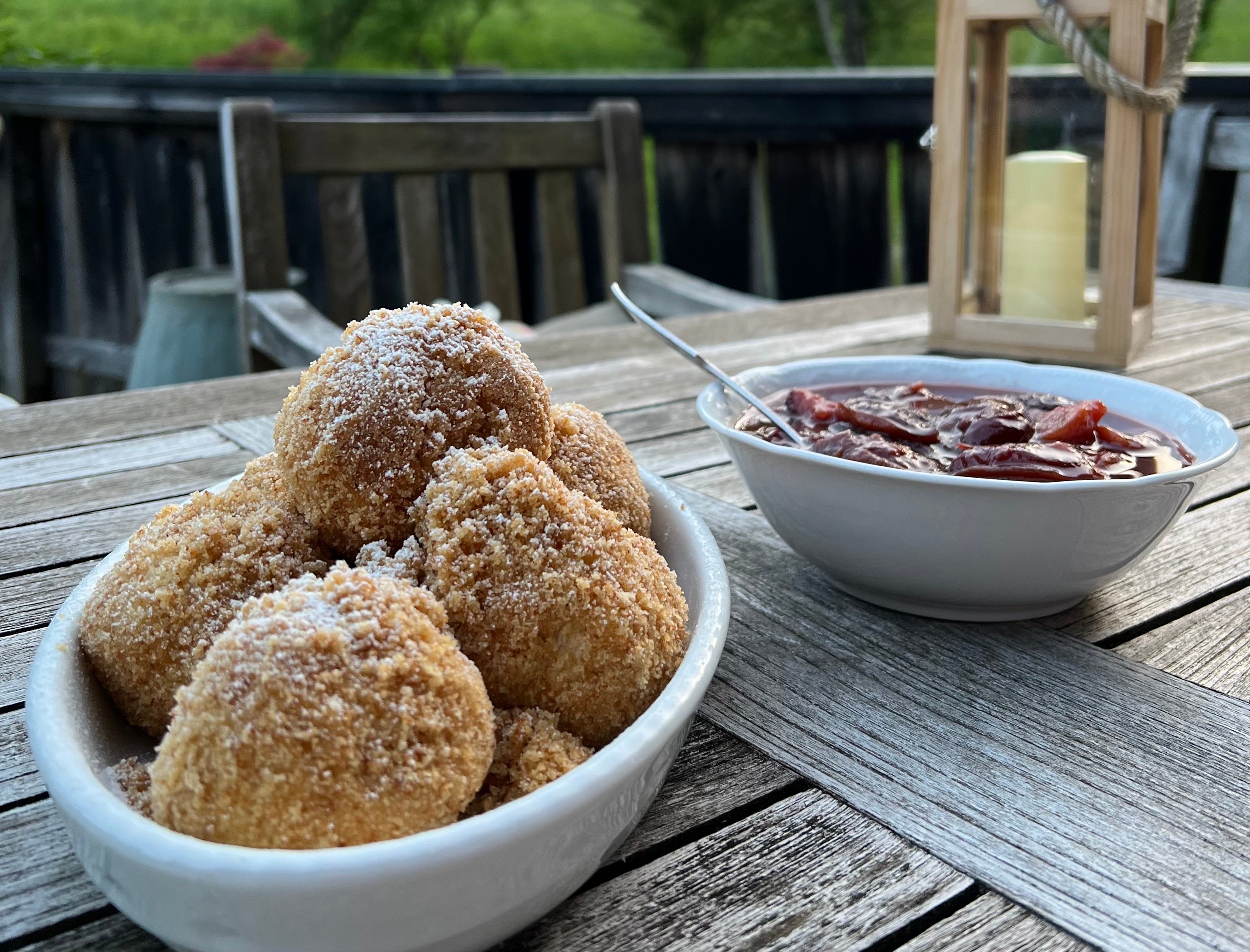 Topfenknödel mit unserem KAISER KOMPOTT – Die Seemüllerin Topfenknödel mit unserem KAISER KOMPOTT – Die Seemüllerin
